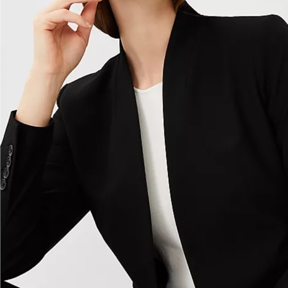 Two (2) Ann Taylor CutAway Blazers in Bi-Stretch - Picture 2 of 16